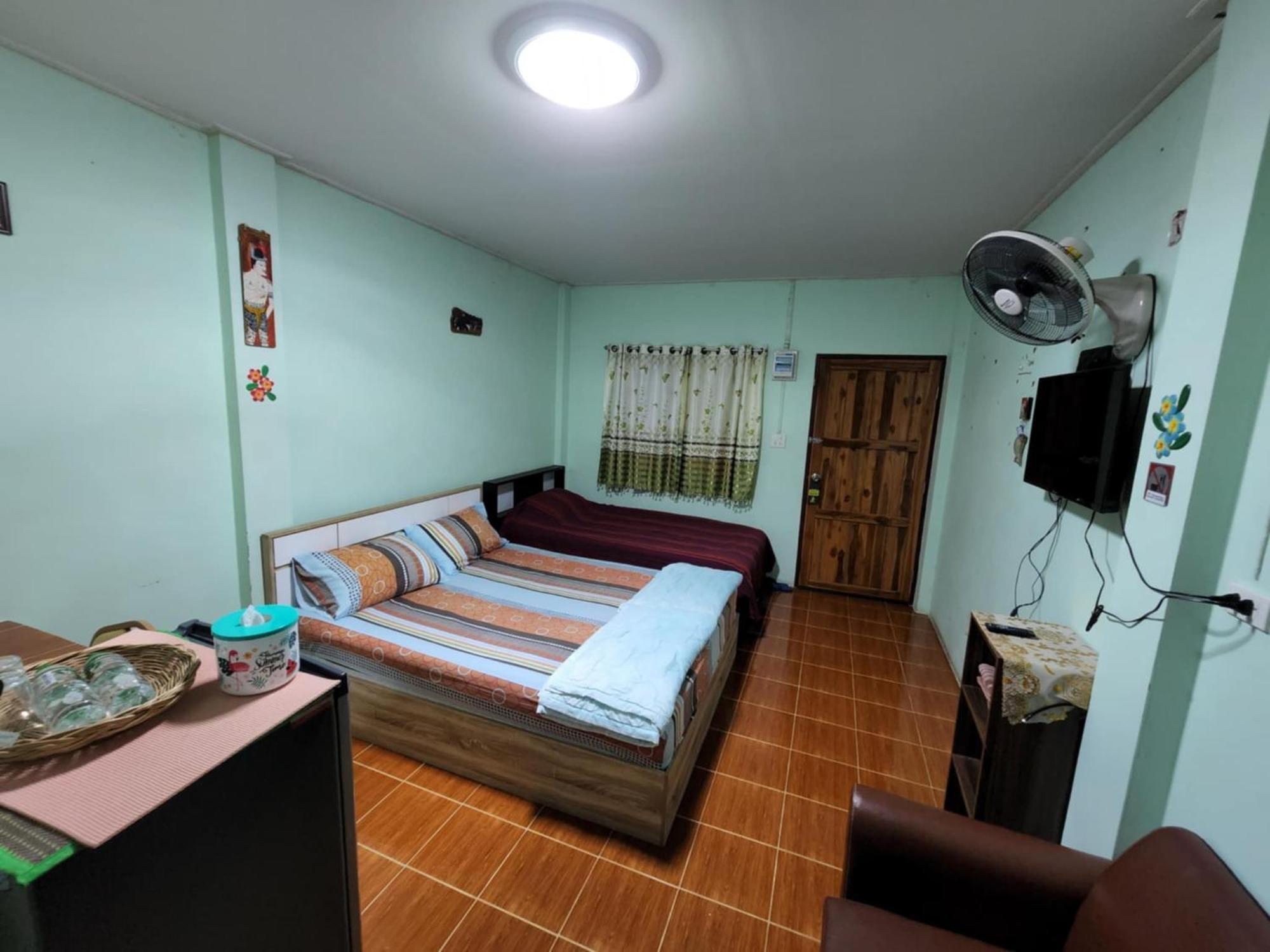 Bunrapee House Apartment Нан Екстериор снимка